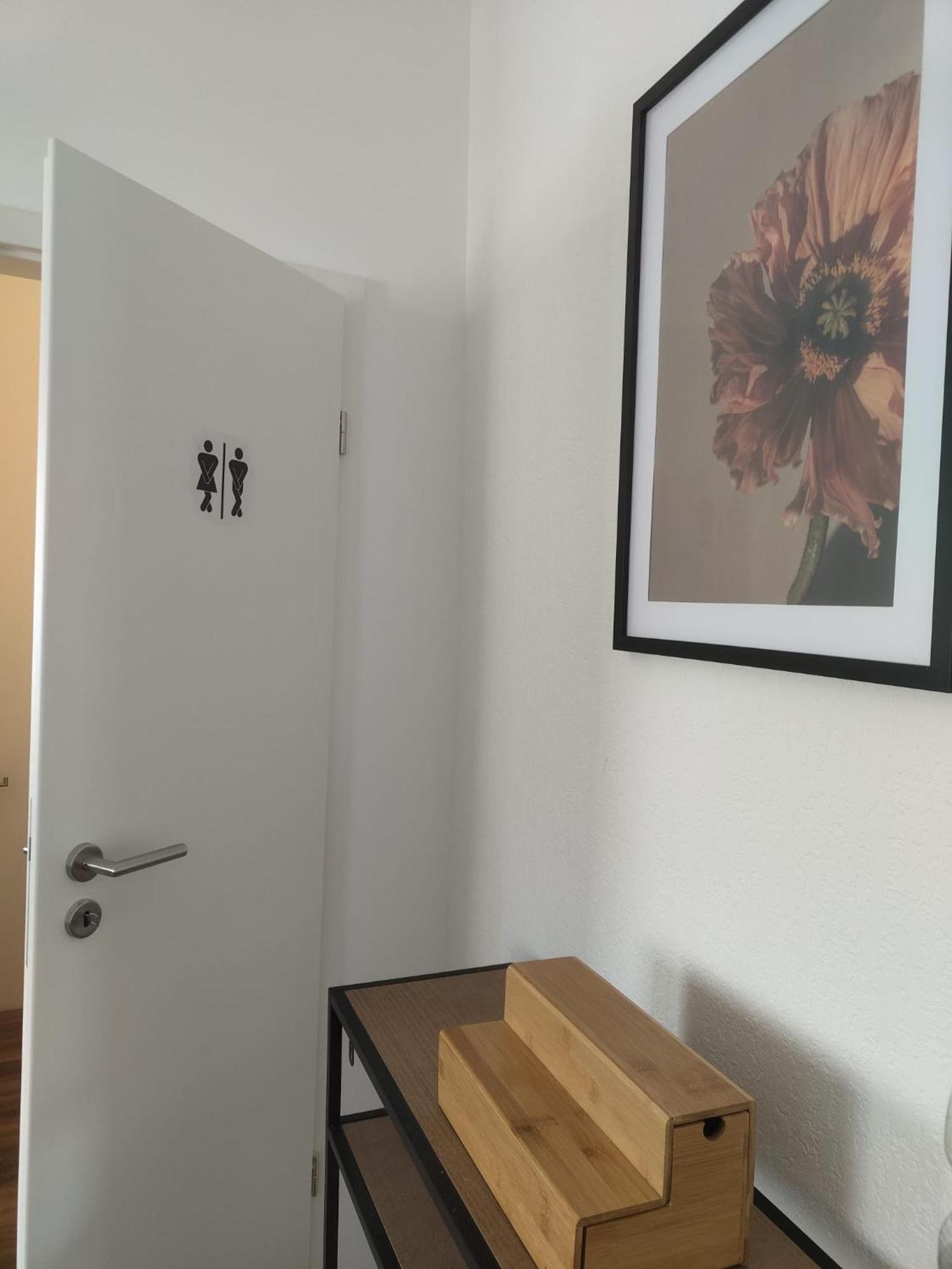Guesthouse - Weeze Rooms ภายนอก รูปภาพ