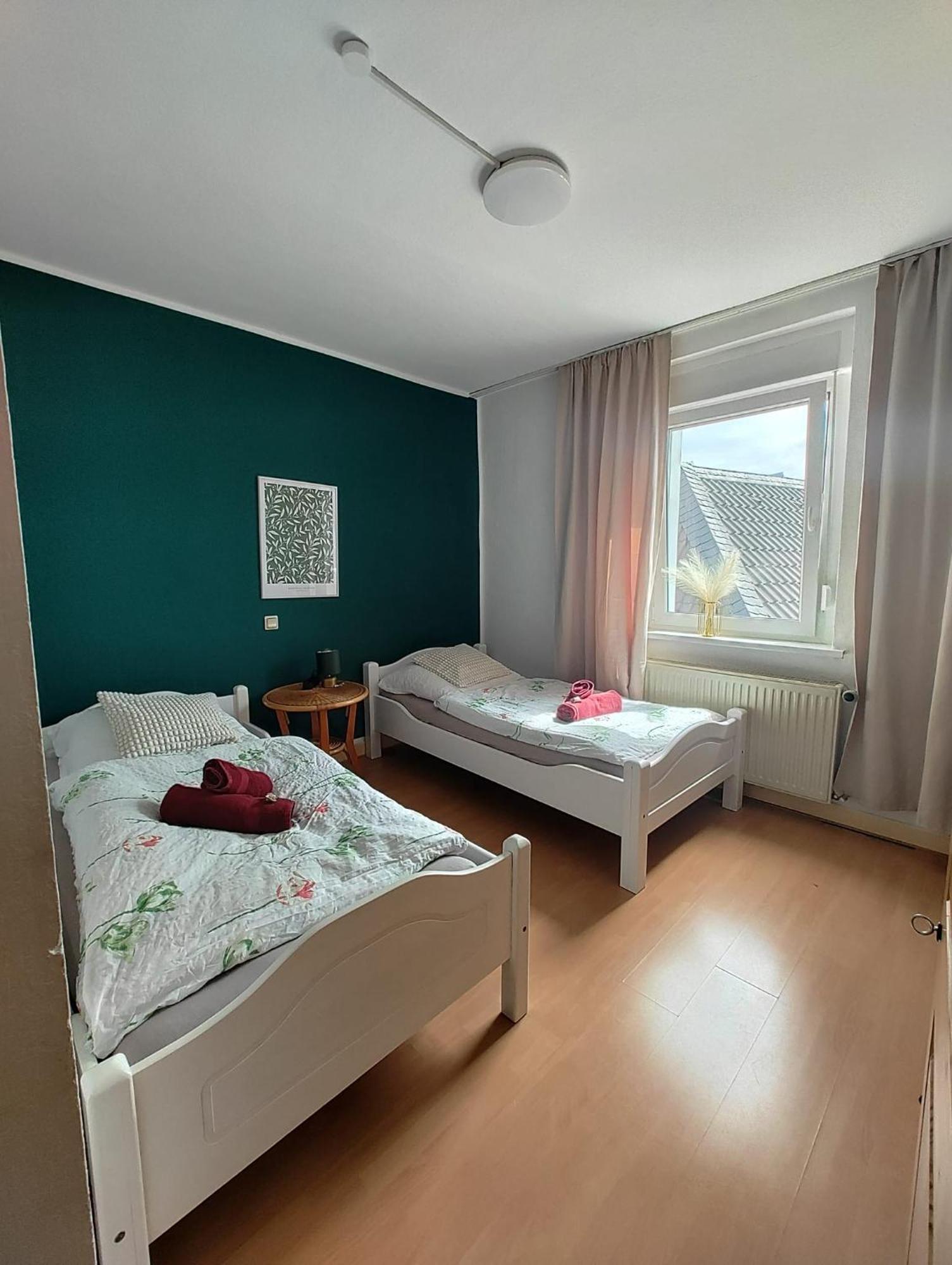 Guesthouse - Weeze Rooms ภายนอก รูปภาพ